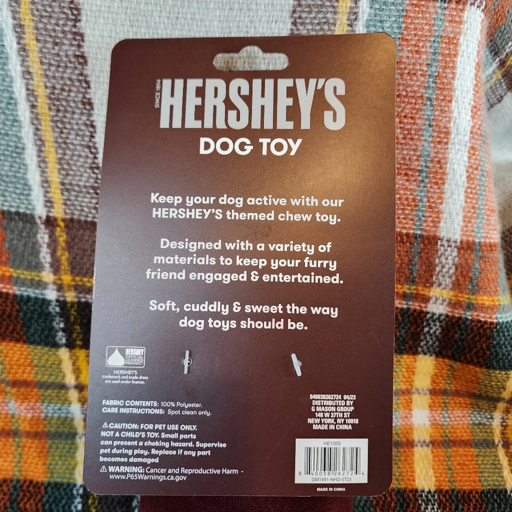 Set of 3 Candy Squeaking Dog Toys: Reeses and Hershey's  Bar and Kisses. NWT.